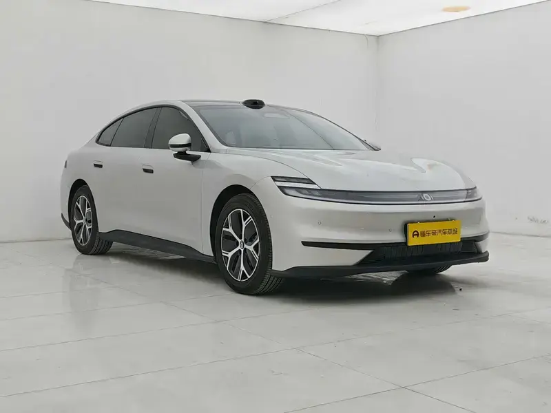 2026 Changan Qiyuan A06 с пробегом 1 700 км