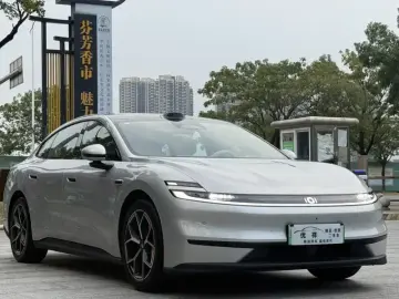 2026 Changan Qiyuan A06 с пробегом 6 000 км