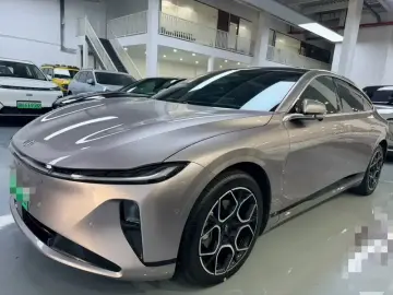 2025 Changan Qiyuan A07 с пробегом 28 000 км