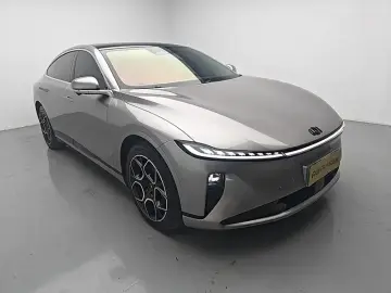 2025 Changan Qiyuan A07 с пробегом 45 900 км