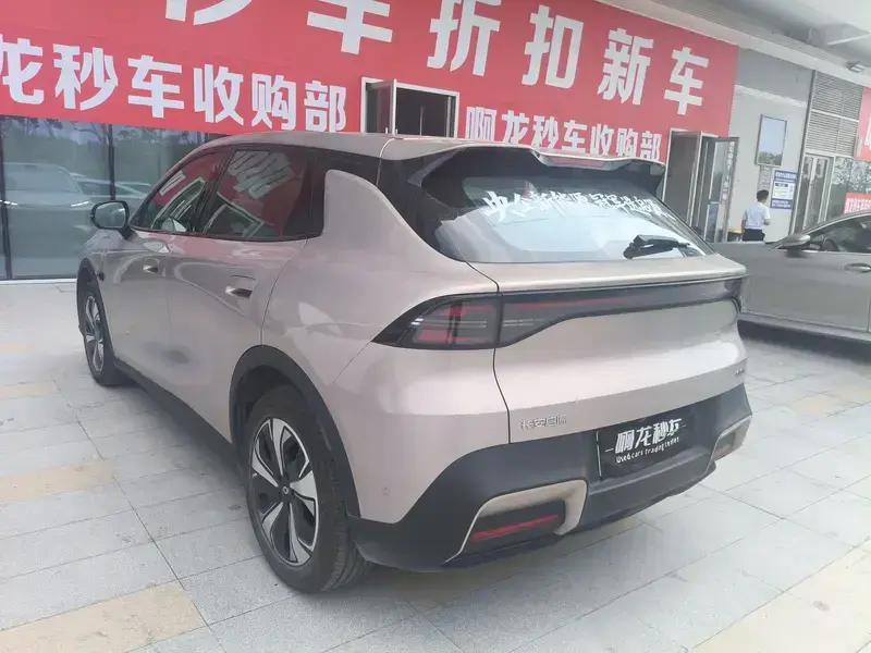 2026 Changan Qiyuan Q05 с пробегом 16 000 км