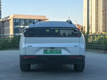 2024 Changan Qiyuan E07 с пробегом 15 000 км