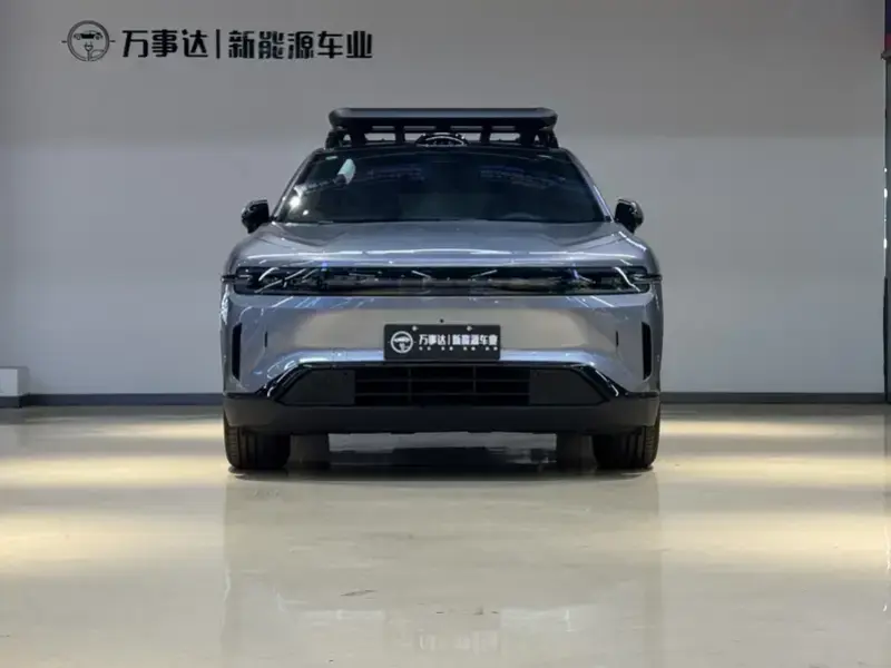 2024 Changan Qiyuan E07 с пробегом 100 км