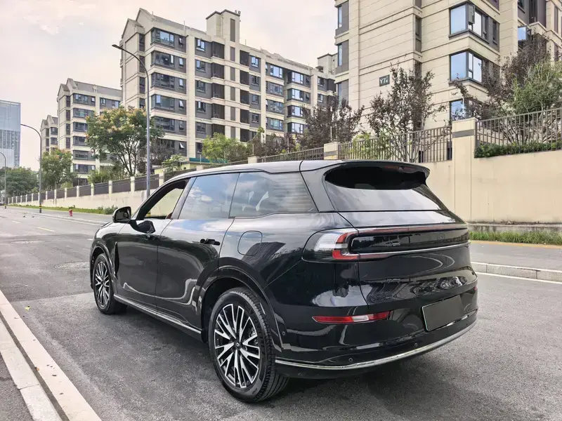 2025 Changan Qiyuan Q07 с пробегом 20 000 км