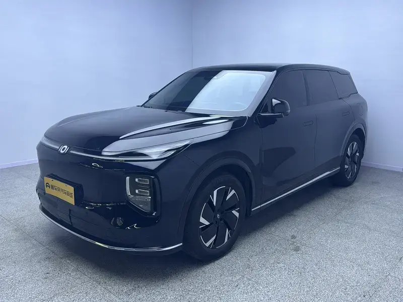 2025 Changan Qiyuan Q07 с пробегом 27 700 км