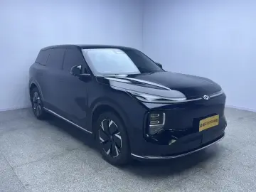 2025 Changan Qiyuan Q07 с пробегом 27 700 км