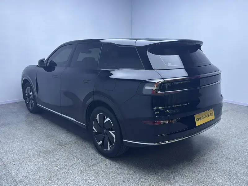 2025 Changan Qiyuan Q07 с пробегом 27 700 км