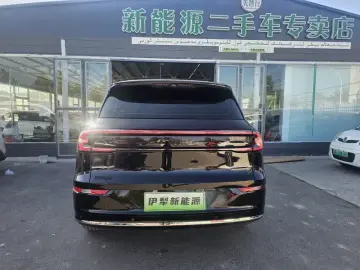 2025 Changan Qiyuan Q07 с пробегом 21 000 км
