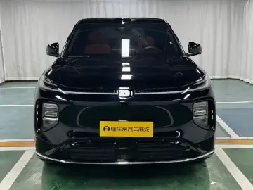 2025 Changan Qiyuan Q07 с пробегом 19 600 км