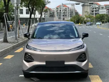 2026 Changan Qiyuan Q05 с пробегом 11 000 км
