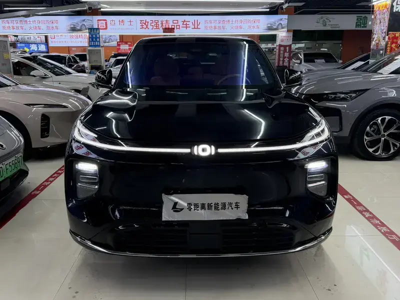 2025 Changan Qiyuan Q07 с пробегом 39 000 км