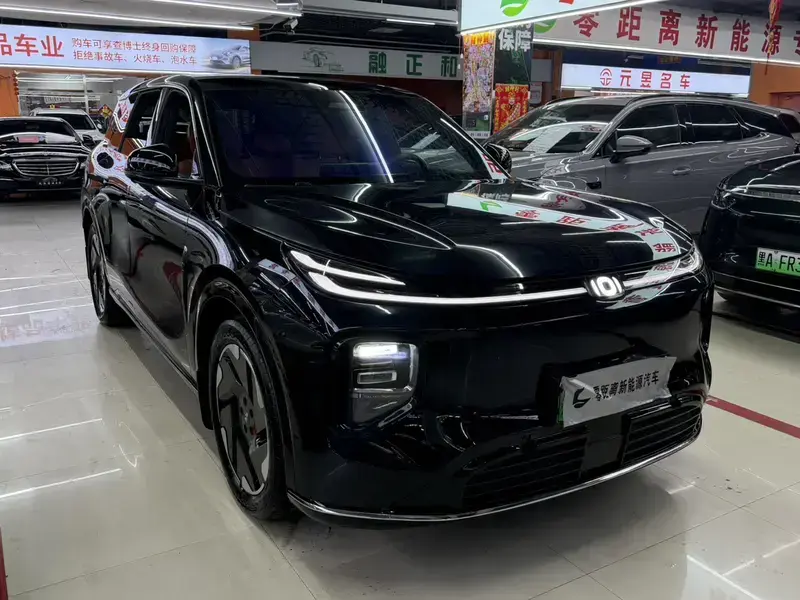 2025 Changan Qiyuan Q07 с пробегом 39 000 км