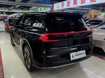2025 Changan Qiyuan Q07 с пробегом 39 000 км