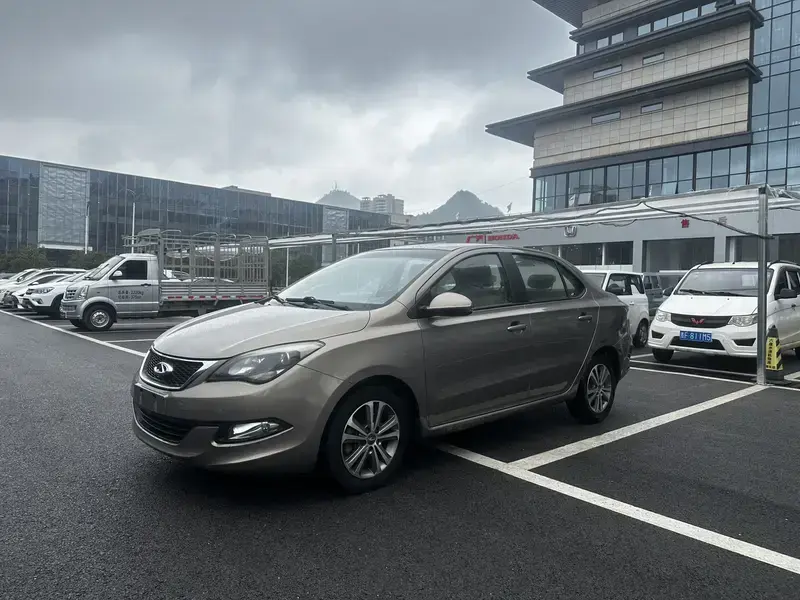 2015 Chery Arrizo 3 с пробегом 130 000 км