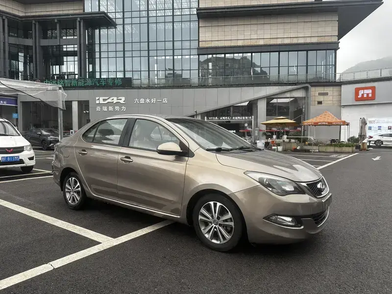 2015 Chery Arrizo 3 с пробегом 130 000 км