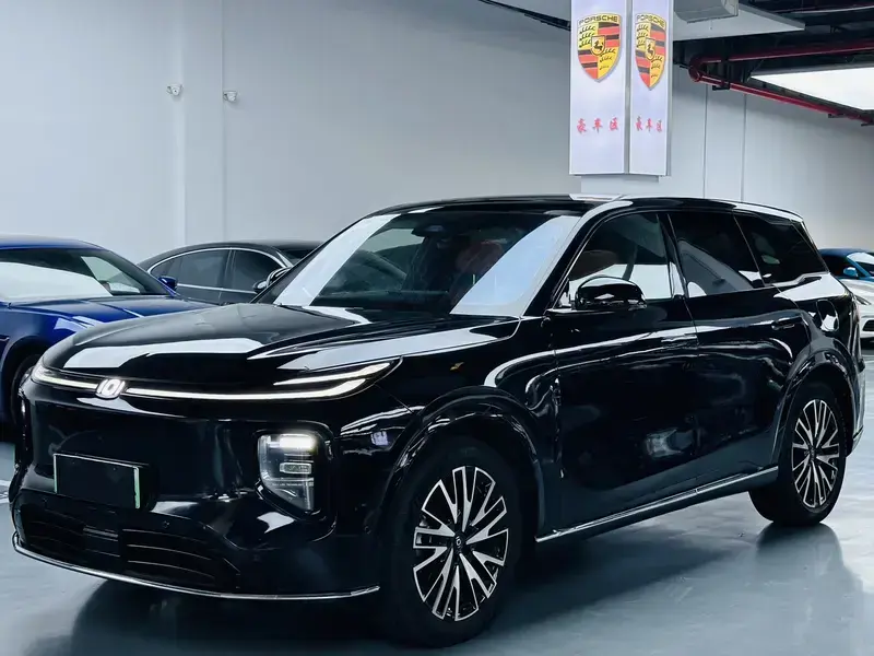 2025 Changan Qiyuan Q07 с пробегом 17 000 км