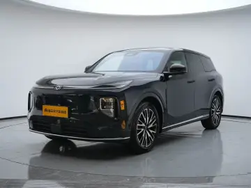 2025 Changan Qiyuan Q07 с пробегом 20 200 км
