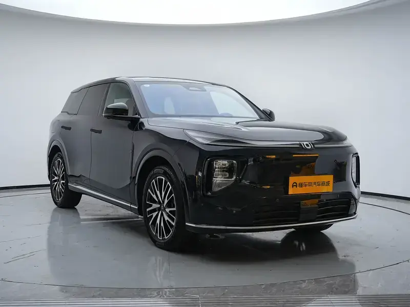 2025 Changan Qiyuan Q07 с пробегом 20 200 км