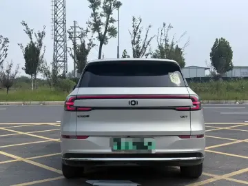 2025 Changan Qiyuan Q07 с пробегом 40 000 км