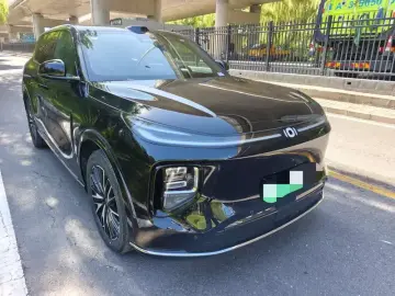 2025 Changan Qiyuan Q07 с пробегом 1 700 км