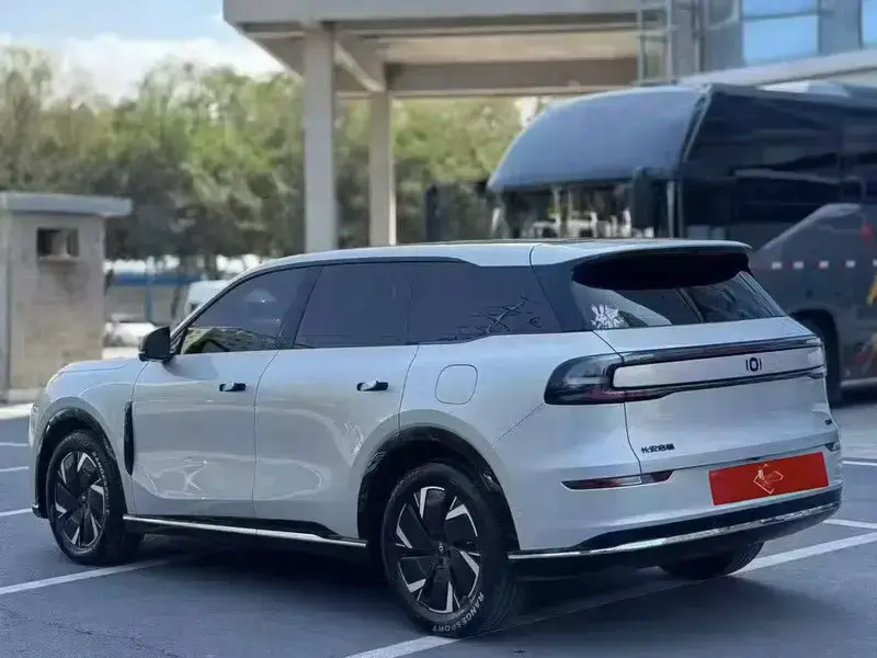 2025 Changan Qiyuan Q07 с пробегом 40 000 км