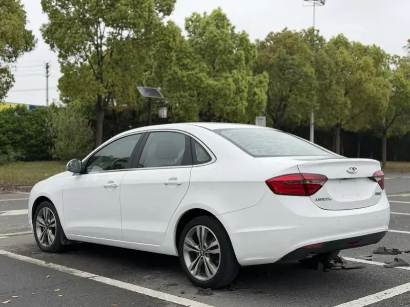2017 Chery Arrizo 7 с пробегом 120 000 км