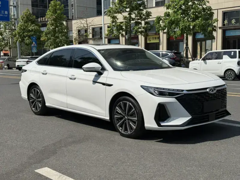 2024 Chery Arrizo 8 с пробегом 12 000 км