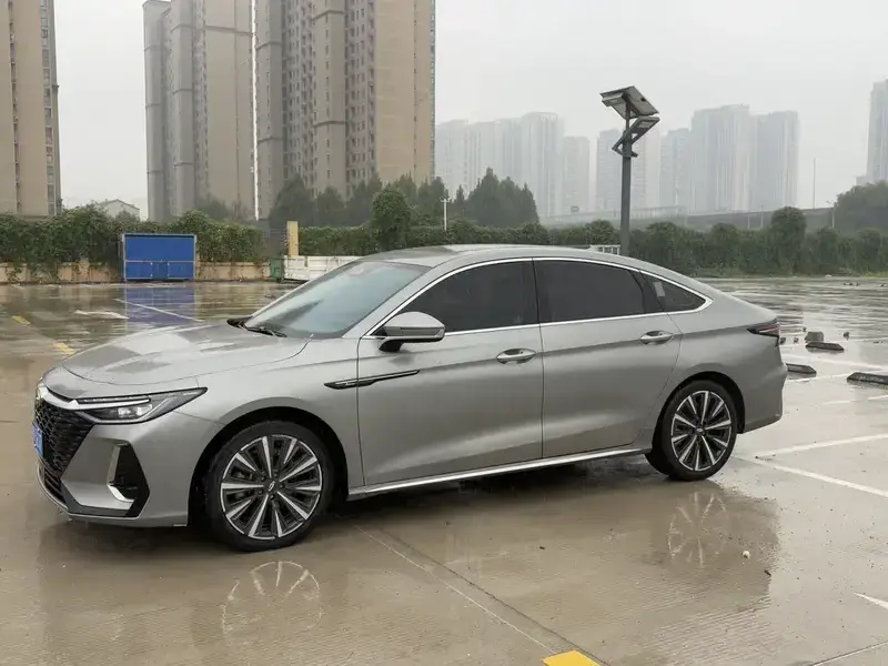 2025 Chery Arrizo 8 с пробегом 6 000 км