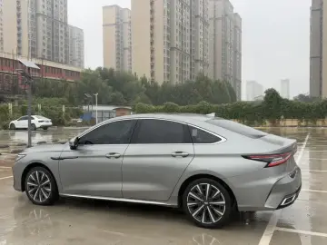 2025 Chery Arrizo 8 с пробегом 6 000 км