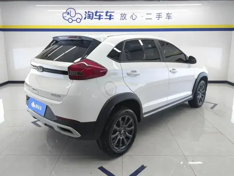 2024 Chery Tiggo 3x с пробегом 11 000 км