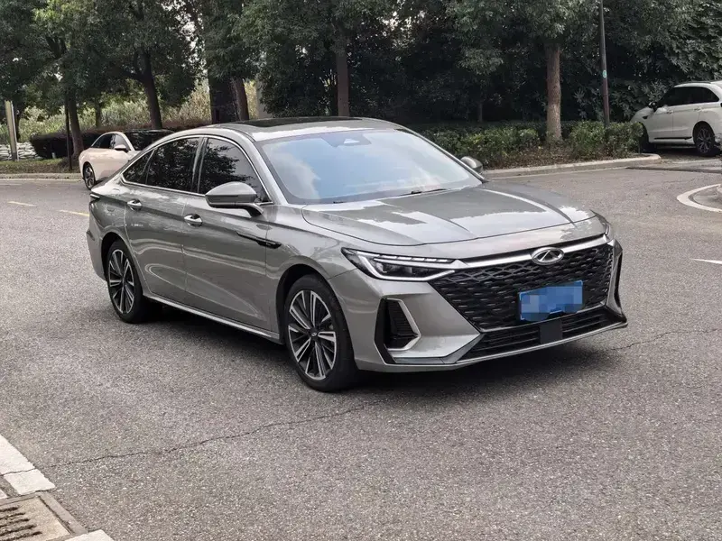 2025 Chery Arrizo 8 с пробегом 17 000 км