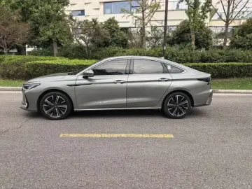 2025 Chery Arrizo 8 с пробегом 17 000 км