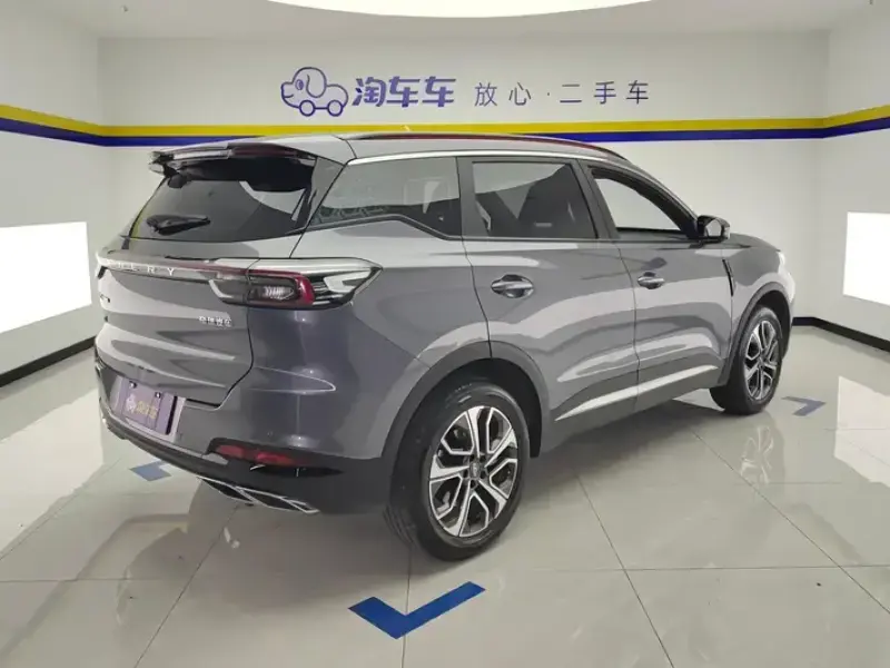 2023 Chery Tiggo 7 Plus с пробегом 15 000 км