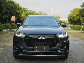 2025 Chery Tiggo 8 с пробегом 12 000 км