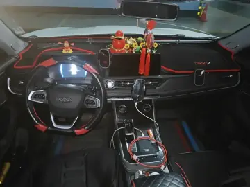 2024 Chery Tiggo 8 с пробегом 43 000 км