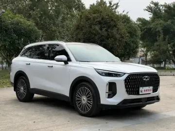 2024 Chery Tiggo 8L с пробегом 22 000 км