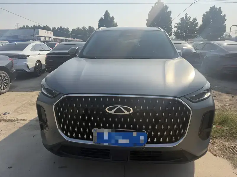 2024 Chery Tiggo 8L с пробегом 13 000 км