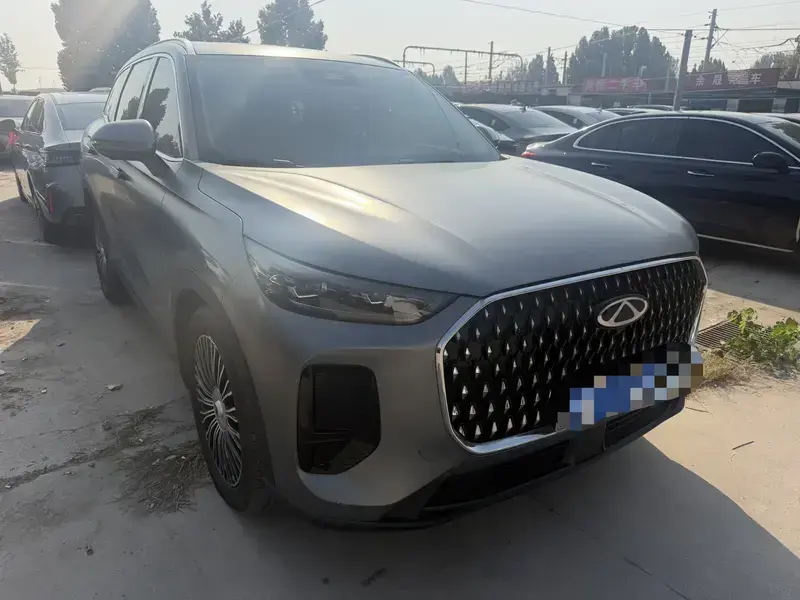 2024 Chery Tiggo 8L с пробегом 13 000 км