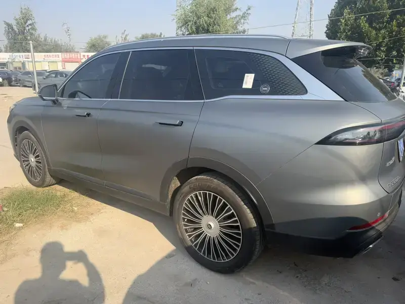 2024 Chery Tiggo 8L с пробегом 13 000 км