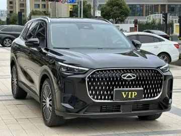 2024 Chery Tiggo 8L с пробегом 17 000 км