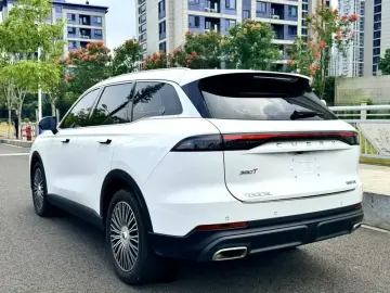 2024 Chery Tiggo 8L с пробегом 10 000 км