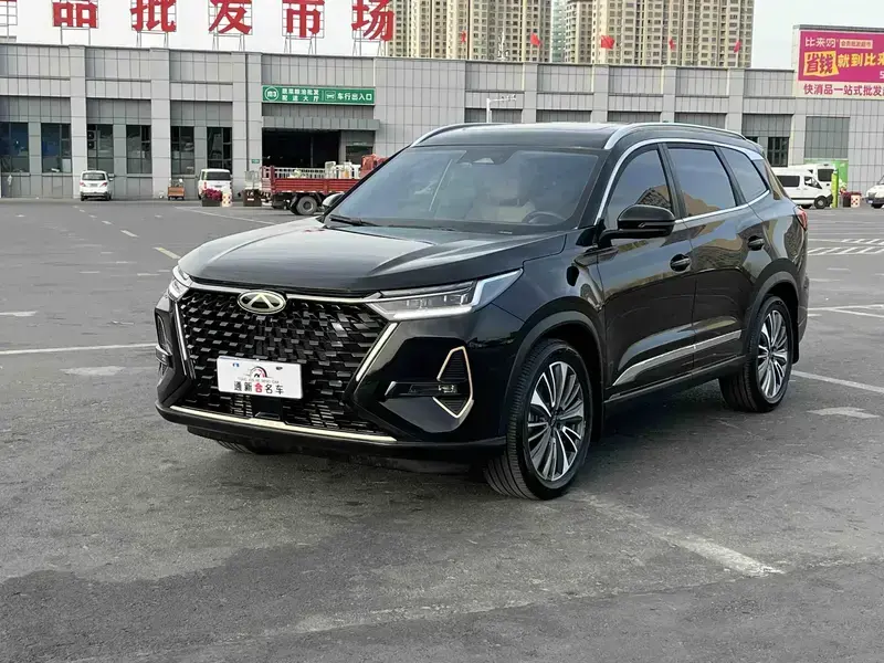 2024 Chery Tiggo 8 Pro с пробегом 32 000 км