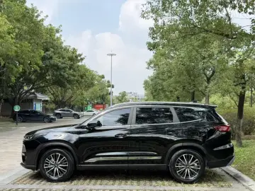 2024 Chery Tiggo 8 Pro с пробегом 20 000 км