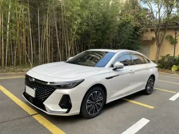 2024 Chery Fulwin A8 с пробегом 54 000 км