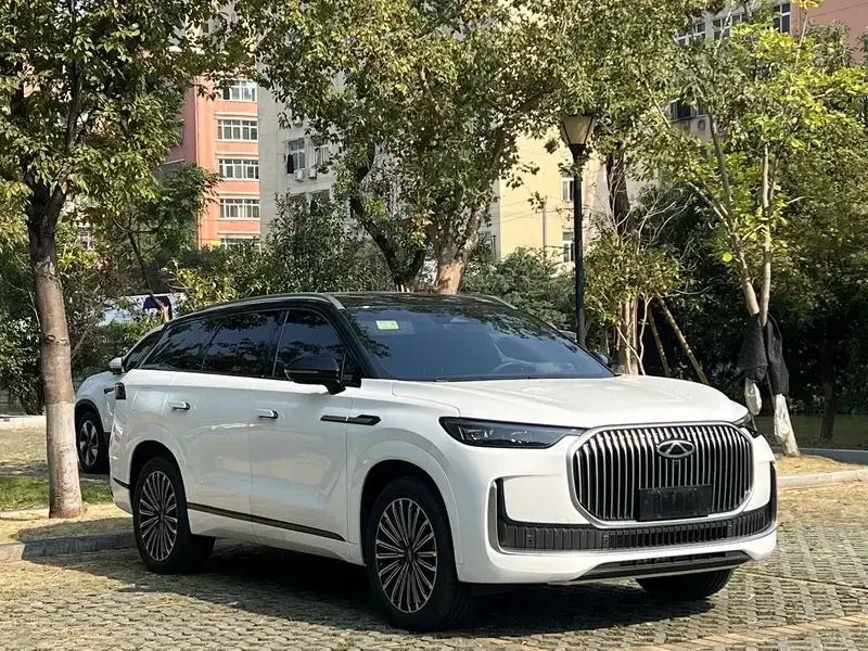 2025 Chery Tiggo 9 с пробегом 12 600 км