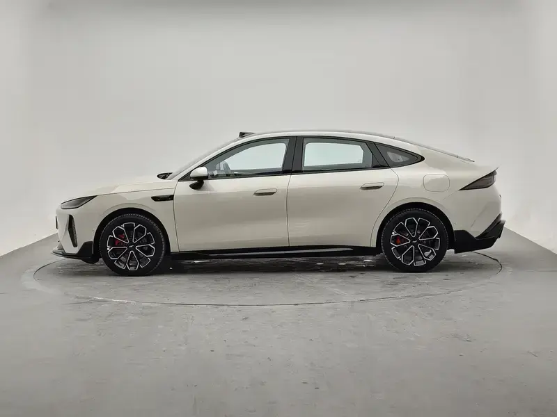 2026 Chery Fulwin A9 с пробегом 200 км