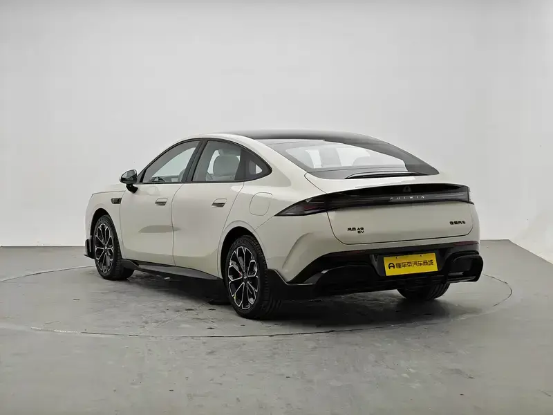 2026 Chery Fulwin A9 с пробегом 200 км
