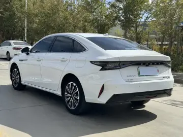 2024 Chery Fulwin A8 с пробегом 11 000 км