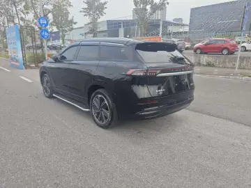 2025 Chery Fulwin T10 с пробегом 8 000 км