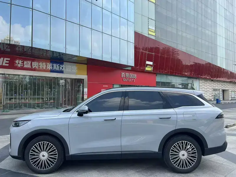 2024 Chery Fulwin T9 с пробегом 40 000 км